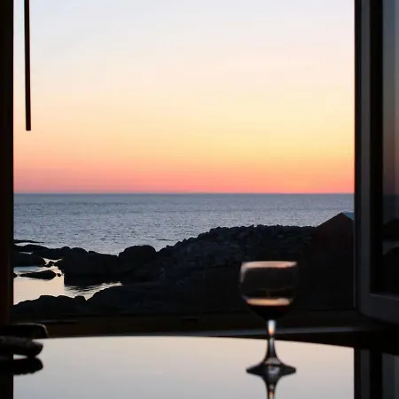 Four-bedroom In Holiday home *